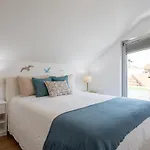 Sunny Center *